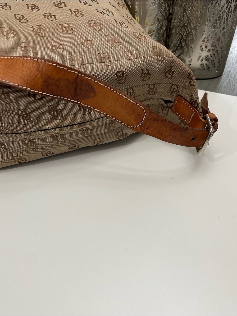 Dooney Bourke Monogram brown Shoulder Bag with Brown Leather Strap - Picture 8 of 12